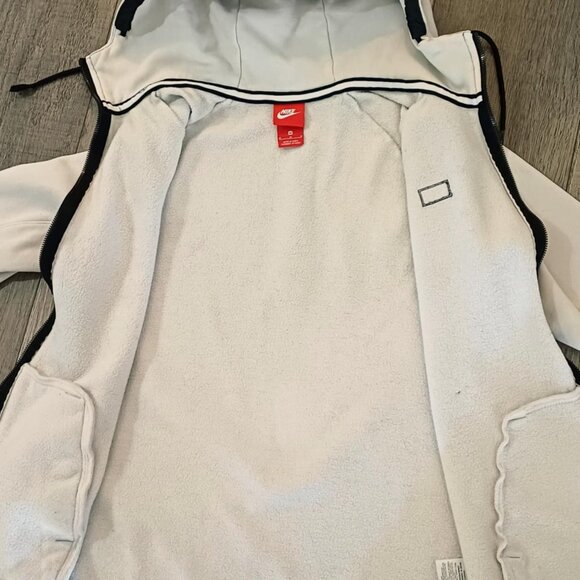 ✓Nike Cream Zip Up Hoodie (Medium) - Picture 4 of 6